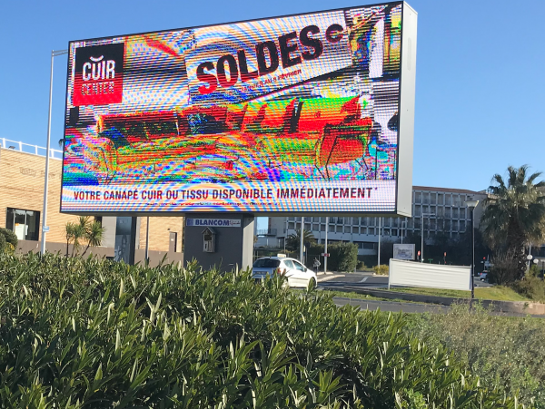     Les associations Alternatiba66 et Paysages de France demandent au tribunal administratif de Montpellier d’annuler le règlement local de publicité intercommunal (RLPi) de PMM